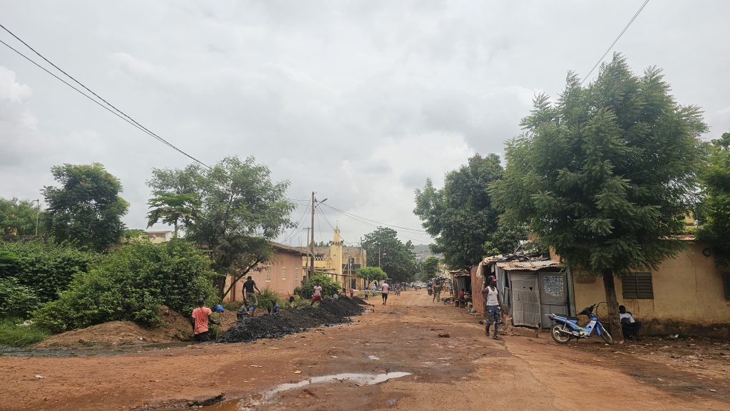 Inondazioni e vulnerabilità: l’impatto climatico su Bamako nella stagione delle piogge 1 1000053162