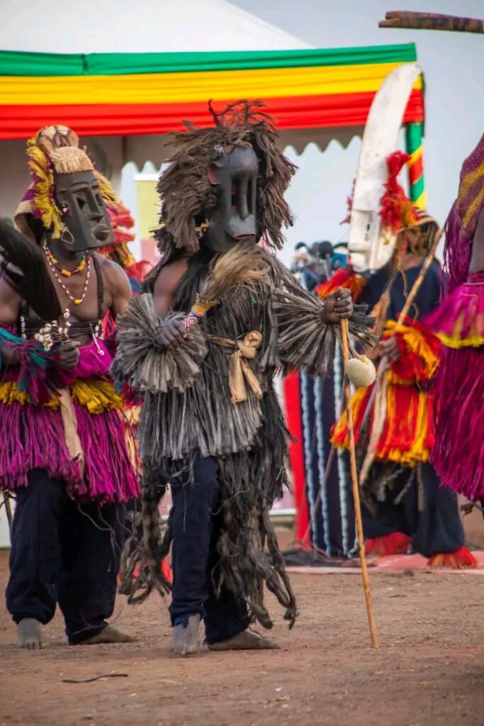 Un ponte tra dune e acque lungo il fiume Niger. Festival Ogobagna 2026 per la riconciliazione del Mali 3 202602 BAMAKO festival ogobagna