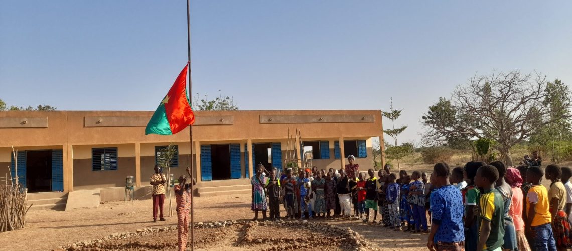 20211213_innalzamento-della-bandiera-del-Burkina-Faso